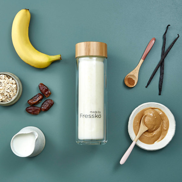 Oaty smoothie in Fressko TOUR glass flask